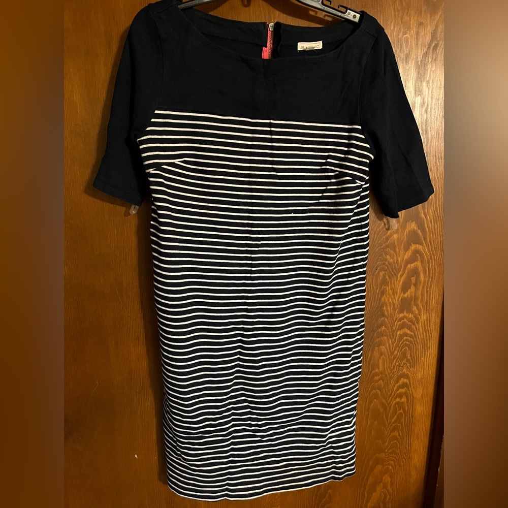 Gap size medium dress